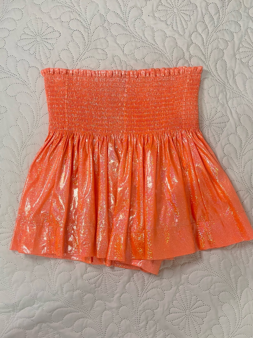 QUEEN OF SPARKLES ORANGLE METALLIC SWING SHORTS . Small